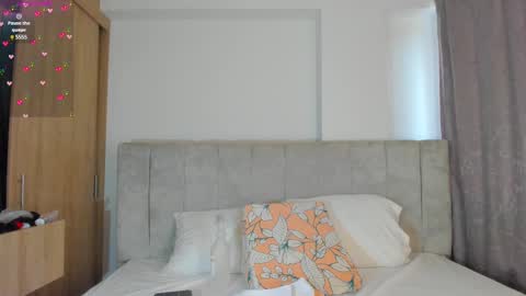 V A  N E S S A  online show from 02-11-25, 09:03