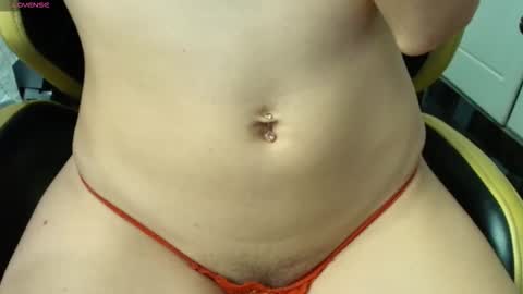 Snapshot of samanthahoteer96 chatting on 10-28-25, 03:36 samanthahoteer96 online show from 10-28-25, 03:36