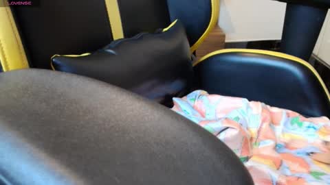 Snapshot of samanthahoteer96 chatting on 11-26-25, 03:24 samanthahoteer96 online show from 11-26-25, 03:24