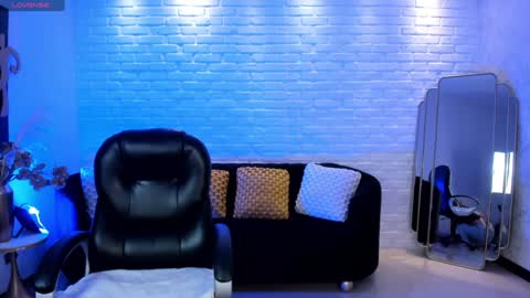 Samantha Klein online show from 01-15-25, 03:11