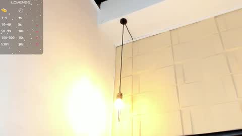 Snapshot of samanthamilan1 chatting on 11-25-25, 10:04 Sam online show from 11-25-25, 10:04