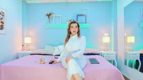 Snapshot of samanthamilf__ chatting on 03-08-25, 09:50 Samanta online show from 03-08-25, 09:50