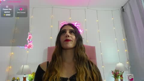 Snapshot of samanthamillher1 chatting on 01-15-25, 06:43 Samy online show from 01-15-25, 06:43