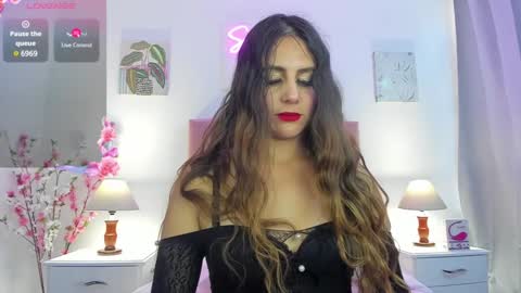 Snapshot of samanthamillher1 chatting on 02-01-25, 03:39 Samy online show from 02-01-25, 03:39
