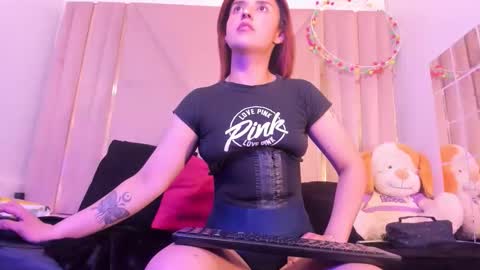 Samantha online show from 04-23-26, 11:07