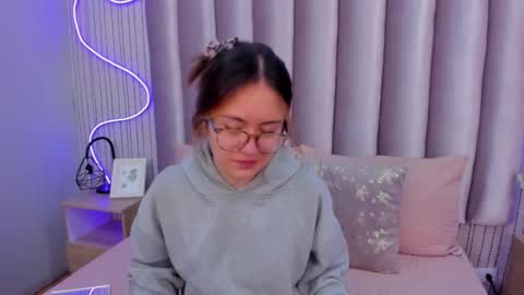 Alejandra  online show from 11-15-25, 11:51