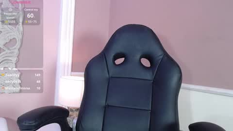 Snapshot of samanthapierce chatting on 03-01-25, 06:21 Samantha  online show from 03-01-25, 06:21