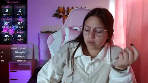 Samantha online show from 02-22-25, 09:26