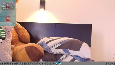 Snapshot of samantta98 chatting on 11-28-25, 01:14 SAMMY online show from 11-28-25, 01:14