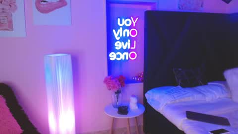 Snapshot of samara_glow chatting on 05-07-26, 09:20 Samara online show from 05-07-26, 09:20