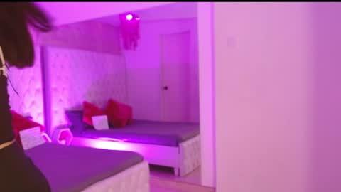 Snapshot of samara_glow chatting on 05-26-26, 09:11 Samara online show from 05-26-26, 09:11