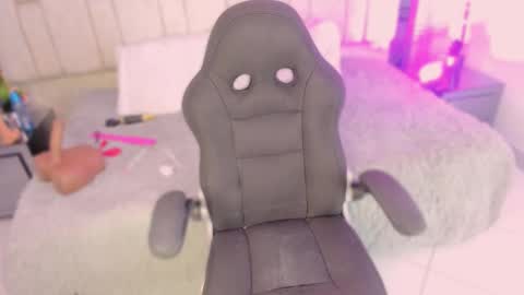 Snapshot of samarafernandez chatting on 09-20-25, 02:12 samarafernandez online show from 09-20-25, 02:12