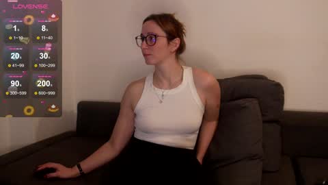 Snapshot of samarafromthewell chatting on 12-22-24, 11:41 Samara From The Well online show from 12-22-24, 11:41