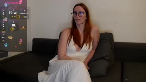 Snapshot of samarafromthewell chatting on 02-21-25, 12:49 Samara From The Well online show from 02-21-25, 12:49