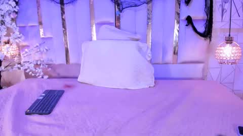  Samara jhonson online show from 11-18-25, 09:30