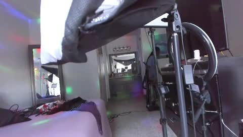 Yaya online show from 03-23-26, 11:42