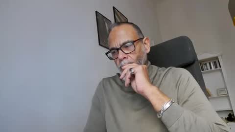 Snapshot of samcool67 chatting on 03-17-26, 04:21 Sam online show from 03-17-26, 04:21