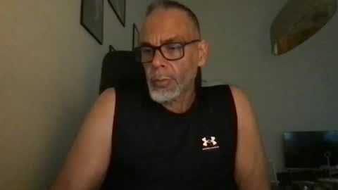 Snapshot of samcool67 chatting on 04-17-26, 05:16 Sam online show from 04-17-26, 05:16