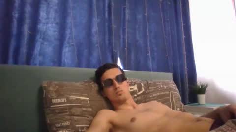 Snapshot of samcumtv chatting on 10-19-25, 10:49 multitooman online show from 10-19-25, 10:49