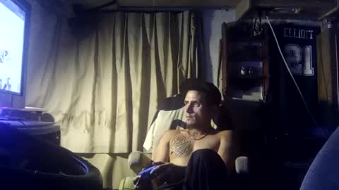 Snapshot of sameeed99 chatting on 10-13-25, 08:03 sameeed99 online show from 10-13-25, 08:03