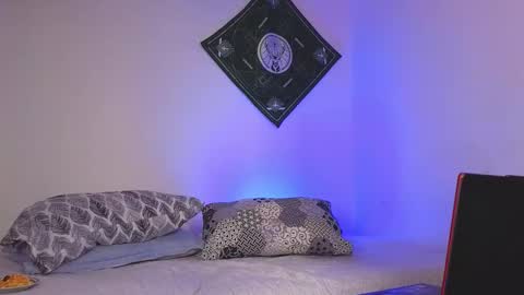 samevansx online show from 11-11-25, 04:40