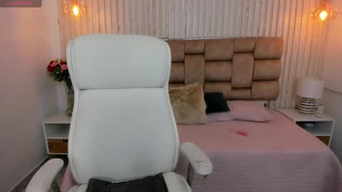 Samanta online show from 03-12-25, 10:59