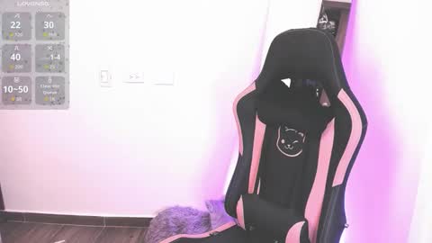 Snapshot of samiacooper25 chatting on 09-10-25, 12:32 samiacooper25 online show from 09-10-25, 12:32