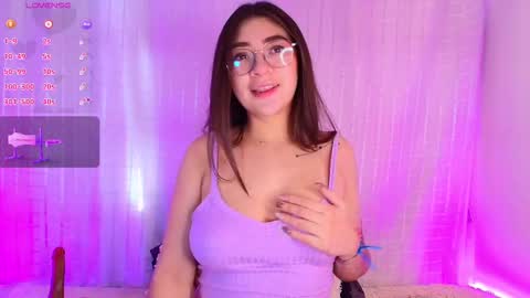 Snapshot of samii_evans chatting on 02-28-25, 07:03 samii evans online show from 02-28-25, 07:03