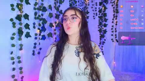 Snapshot of samii_evans chatting on 09-22-25, 06:26 samii evans online show from 09-22-25, 06:26