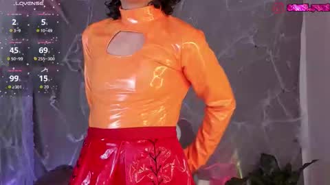 Sam    online show from 10-28-25, 03:04