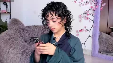 Sam    online show from 04-13-26, 05:51