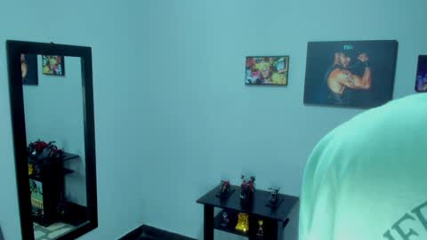 Snapshot of samir_hazard chatting on 12-04-24, 02:31 samir_hazard online show from 12-04-24, 02:31