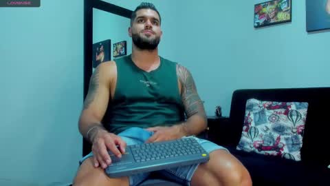 Snapshot of samir_hazard chatting on 03-06-25, 02:19 samir_hazard online show from 03-06-25, 02:19