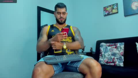 Snapshot of samir_hazard chatting on 03-08-25, 02:55 samir_hazard online show from 03-08-25, 02:55