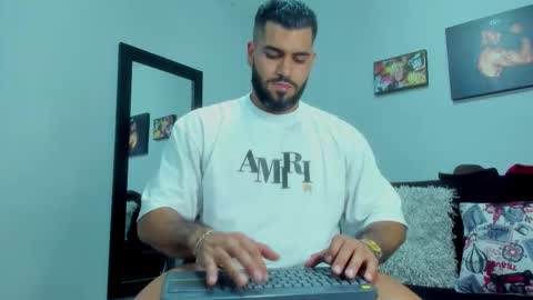 Snapshot of samir_hazard chatting on 09-21-25, 10:33 samir_hazard online show from 09-21-25, 10:33