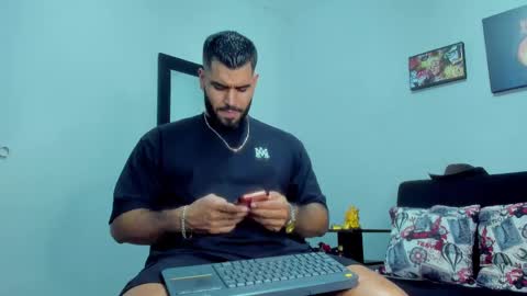 Snapshot of samir_hazard chatting on 10-03-25, 07:33 samir_hazard online show from 10-03-25, 07:33