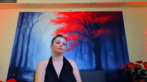 Snapshot of samiraevans chatting on 03-08-25, 12:11 online show from 03-08-25, 12:11