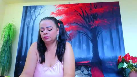 Snapshot of samiraevans chatting on 10-05-25, 07:56 online show from 10-05-25, 07:56