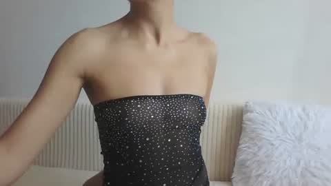 Snapshot of samiraqfresh chatting on 11-27-25, 11:23 SamiraQFresh online show from 11-27-25, 11:23