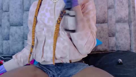 Snapshot of samirths_boy_ chatting on 02-18-26, 08:21 samirths_boy_ online show from 02-18-26, 08:21