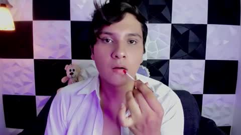 Snapshot of samlopez1 chatting on 11-25-25, 03:06 Sam online show from 11-25-25, 03:06