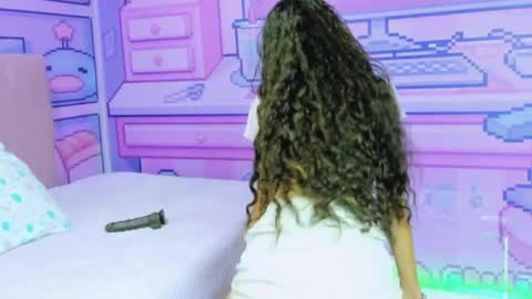 Snapshot of sammanta_18 chatting on 01-19-25, 12:06 Samantha online show from 01-19-25, 12:06