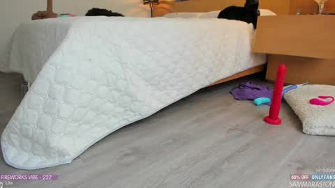 Maria online show from 12-14-24, 07:03