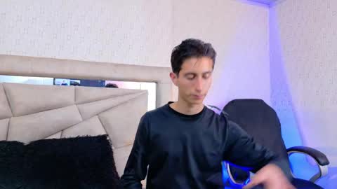 Snapshot of sammy_and_ithan chatting on 05-23-26, 11:47 Sammy and Ithan online show from 05-23-26, 11:47