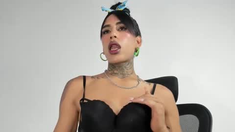 sammy_exotic online show from 09-17-25, 07:04