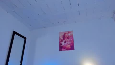 sammy_greyy1 online show from 09-19-25, 03:52