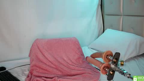 Snapshot of sammy_liz2 chatting on 03-04-25, 02:53 sammy_liz2 online show from 03-04-25, 02:53