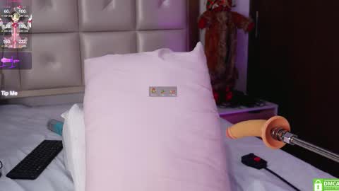 Snapshot of sammy_liz2 chatting on 11-26-25, 01:12 sammy_liz2 online show from 11-26-25, 01:12