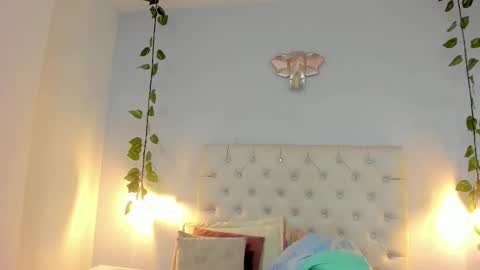 Snapshot of sammy_scott1 chatting on 12-03-25, 05:15 Samantha online show from 12-03-25, 05:15