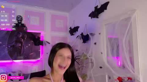 Snapshot of sammyblaer chatting on 10-24-25, 09:11 Samantha online show from 10-24-25, 09:11